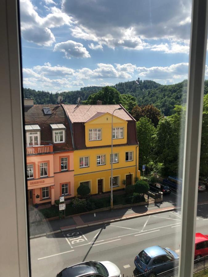 Byt S Krasnou Vyhlidkou Na Hotel Imperial Karlsbad Buitenkant foto